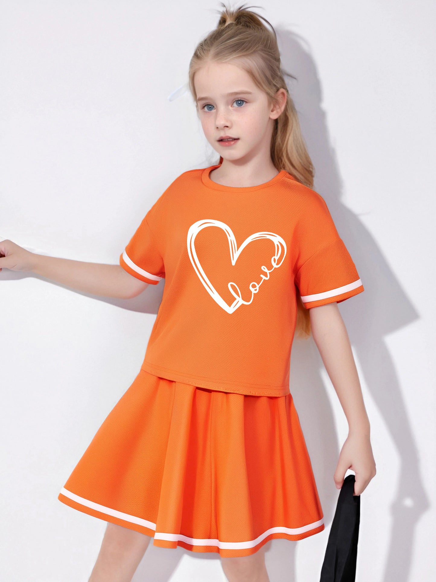 Summer girls' two-piece short sleeved top+pleated skirt set, printed pattern, casual and comfortable, suitable for outdoor sport